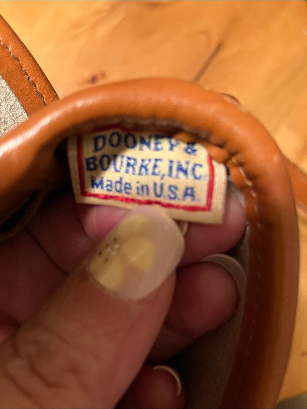 RARE Dooney and Bourke R79 Mini Spectator Crossbody from the Cavalry Collection - Picture 15 of 16